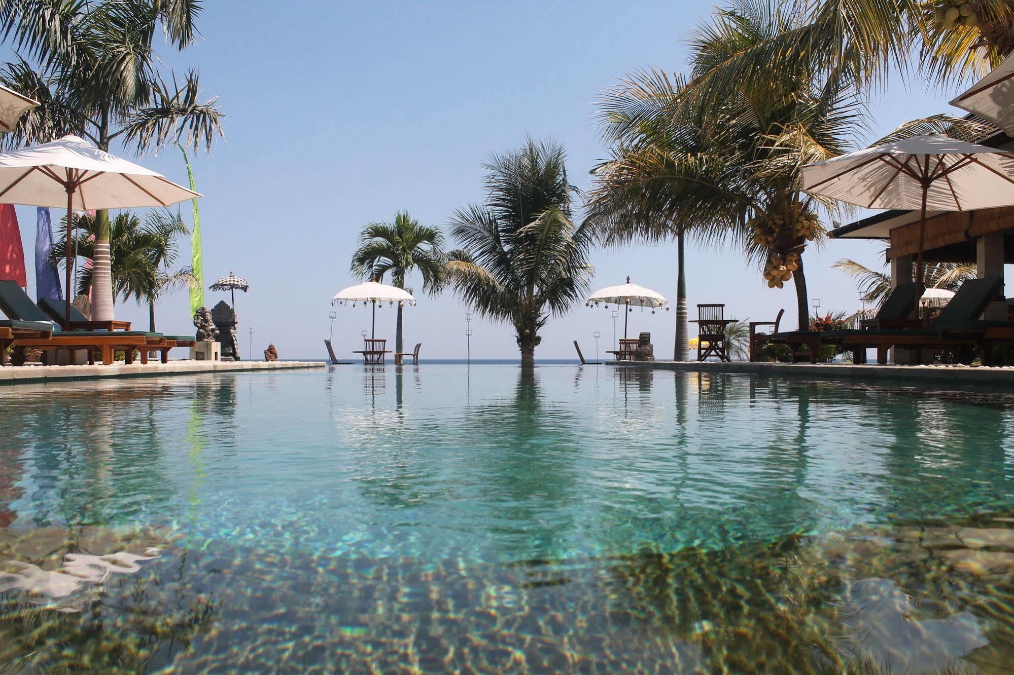 Kelapa Lovina Beach Villa Εξωτερικό φωτογραφία
