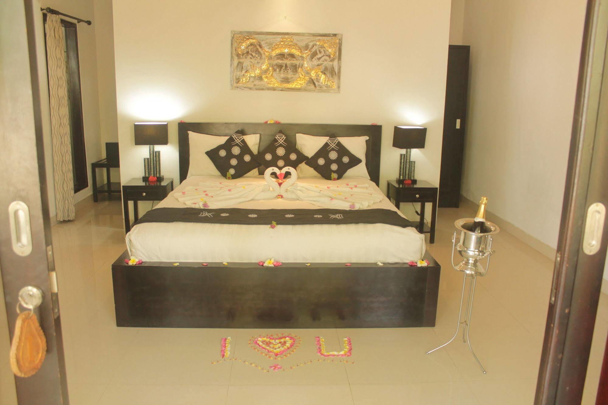 Kelapa Lovina Beach Villa Εξωτερικό φωτογραφία